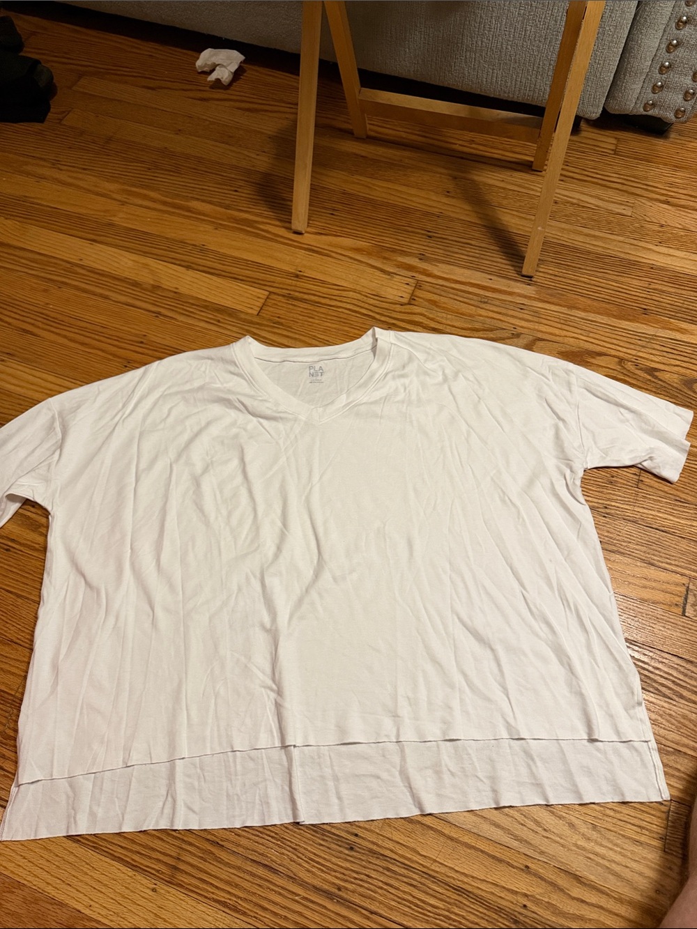Relaxed V-Neck Short Sleeve Tee - White